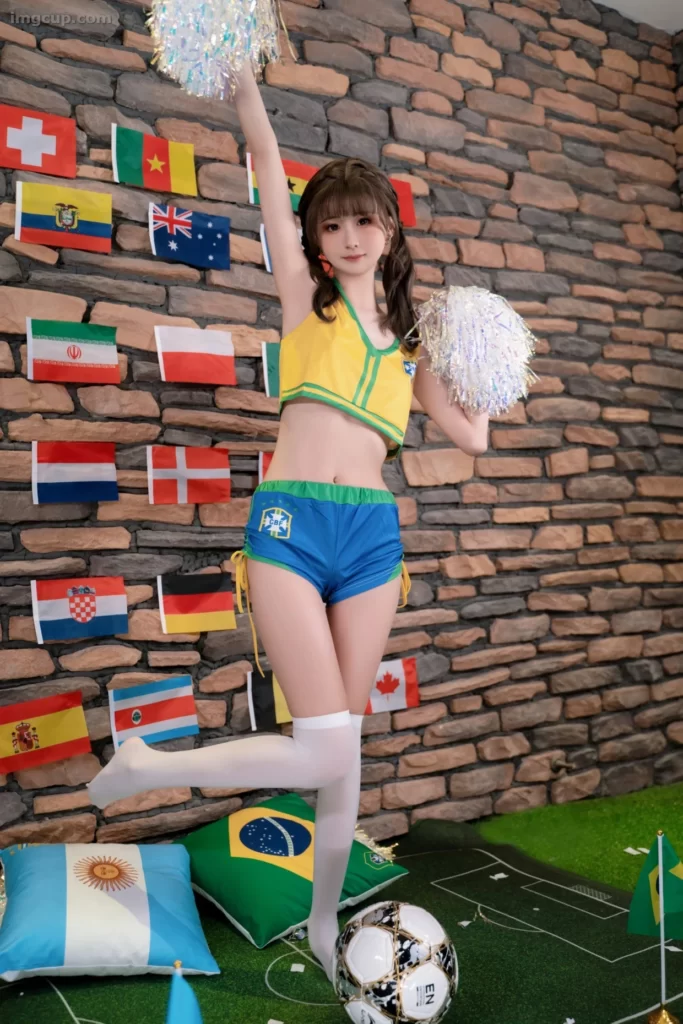 Coser 爆机少女喵小吉 x 金鱼kinngyo - 足球宝贝 23 Coser Nekokoyoshi x kinngyo 02 imgcup.com 06