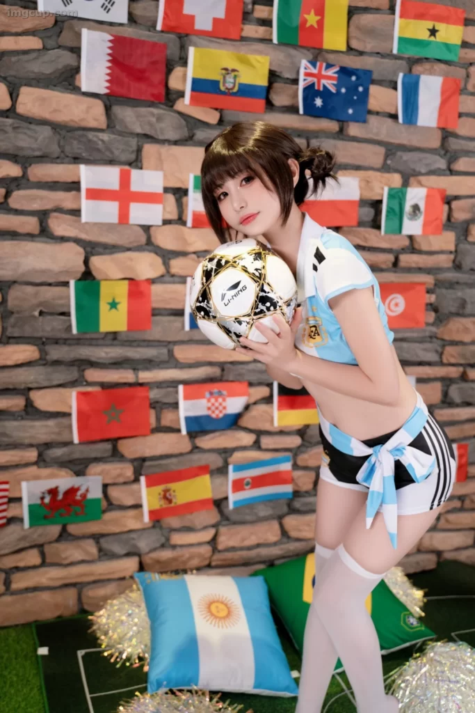 Coser 爆机少女喵小吉 x 金鱼kinngyo - 足球宝贝 16 Coser Nekokoyoshi x kinngyo 02 imgcup.com 13