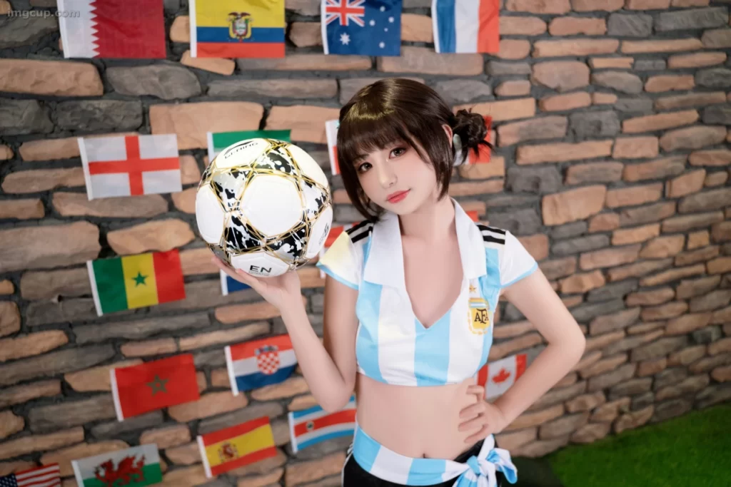 Coser 爆机少女喵小吉 x 金鱼kinngyo - 足球宝贝 15 Coser Nekokoyoshi x kinngyo 02 imgcup.com 14
