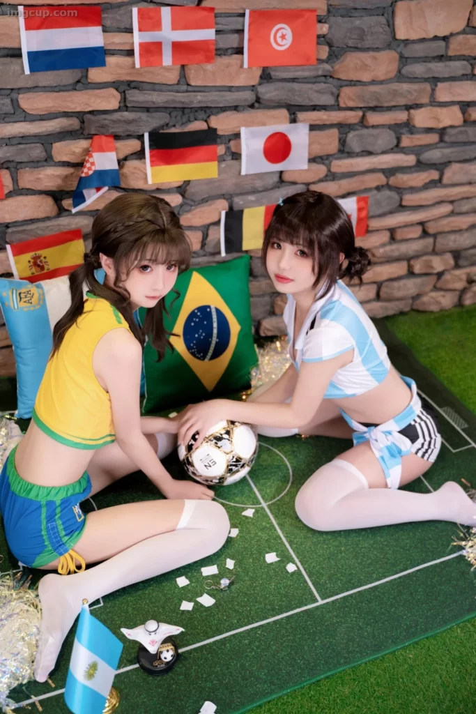 Coser 爆机少女喵小吉 x 金鱼kinngyo - 足球宝贝 6 Coser Nekokoyoshi x kinngyo 02 imgcup.com 18
