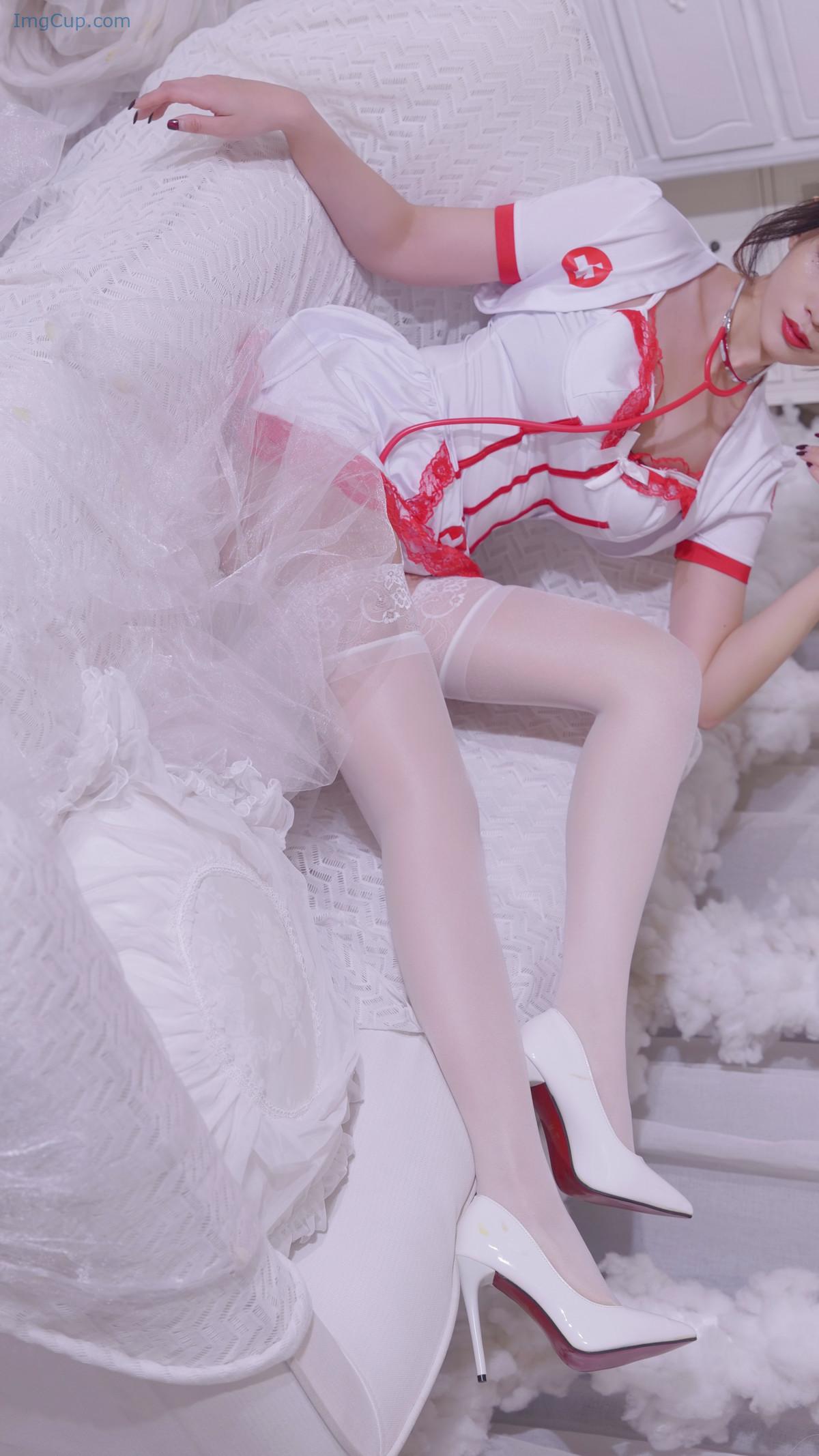 1719077041_700_Cosplay-小须须-护士-Nurse.jpg 1719077041 700 Cosplay 小须须 护士 Nurse
