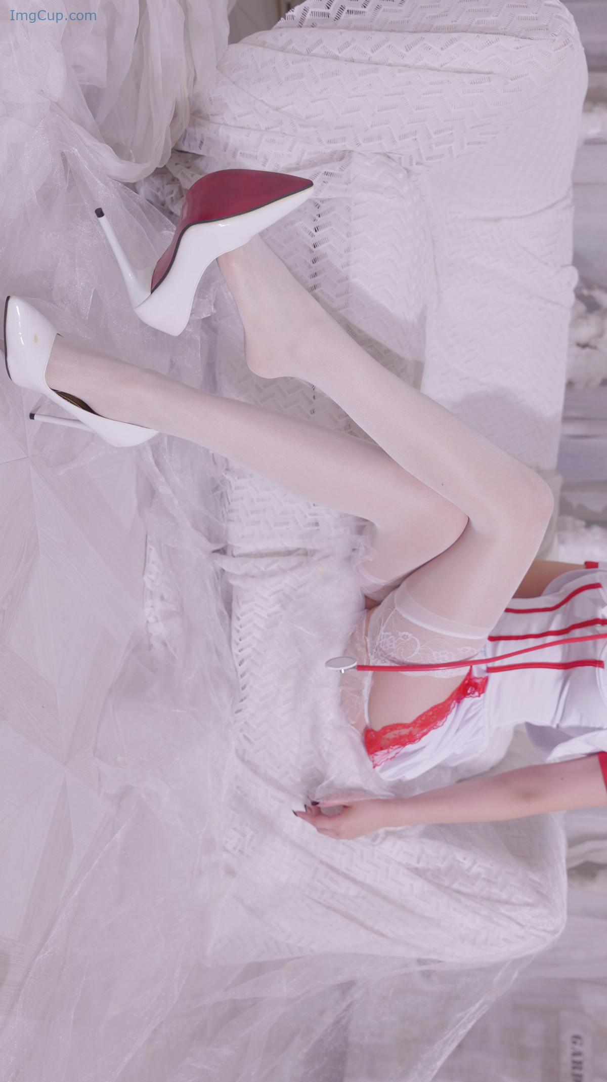 1719077044_713_Cosplay-小须须-护士-Nurse.jpg 1719077044 713 Cosplay 小须须 护士 Nurse