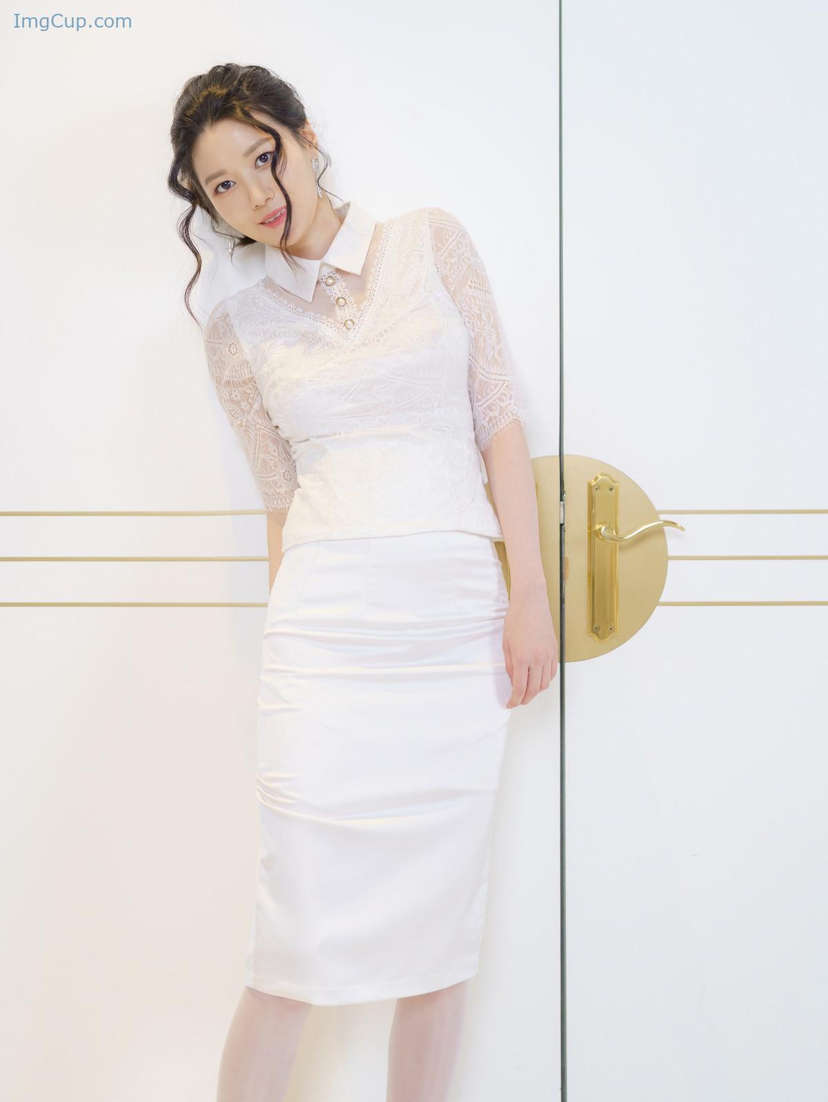 1719082408_291_Nara-나라-Bimilstory-Vol35-Hotel-Play-Set03.jpg 1719082408 291 Nara 나라 Bimilstory Vol35 Hotel Play Set03