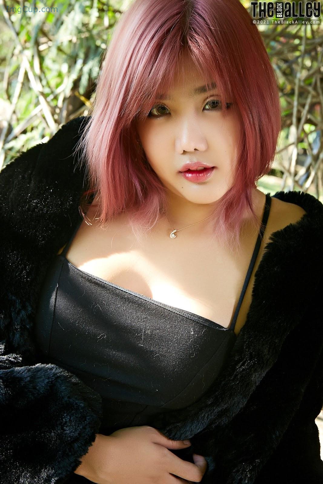 1719138980_414_The-Black-Alley-Niki-Photo-Set22-20211209.jpg 1719138980 414 The Black Alley Niki Photo Set22 20211209