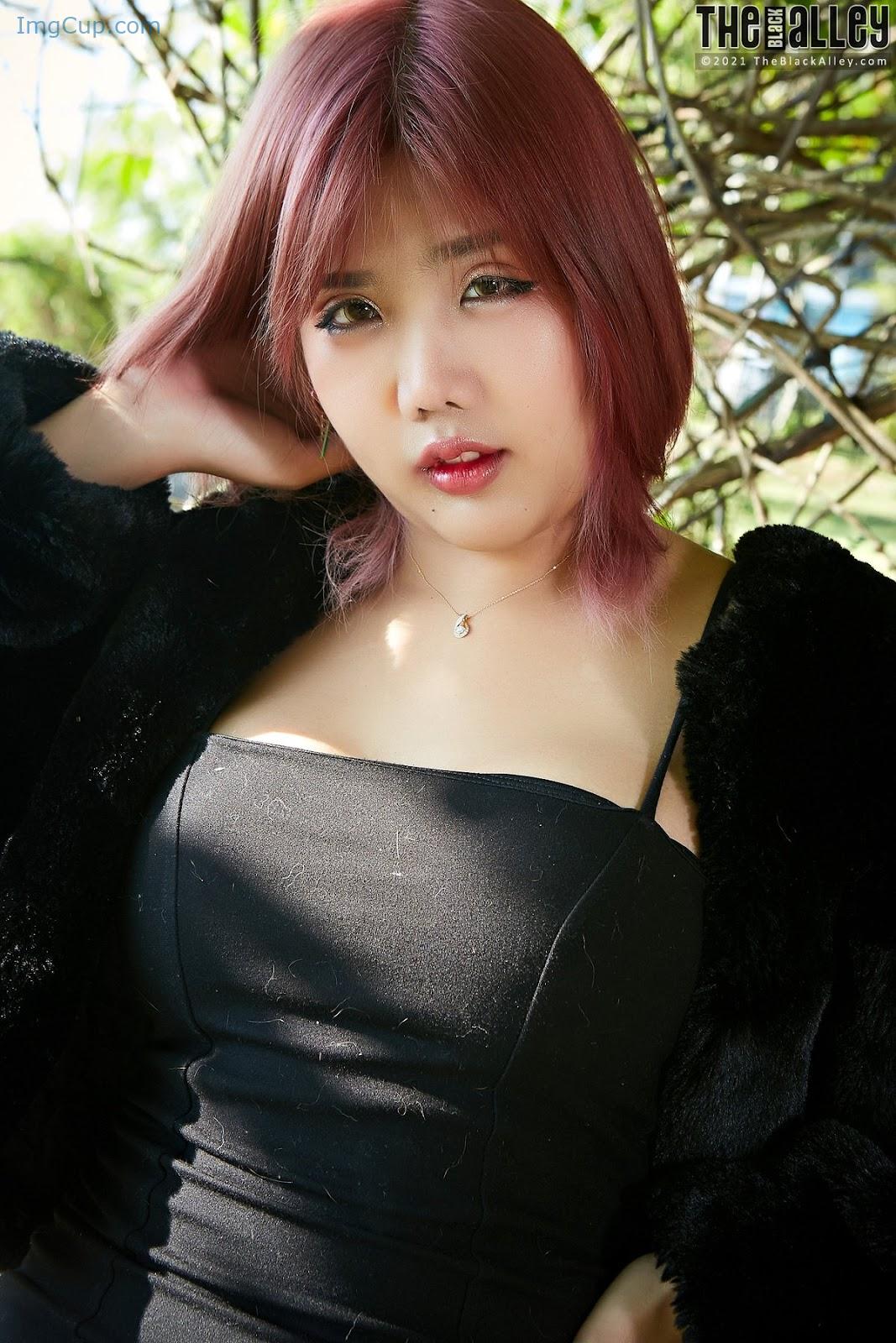 1719138998_243_The-Black-Alley-Niki-Photo-Set22-20211209.jpg 1719138998 243 The Black Alley Niki Photo Set22 20211209