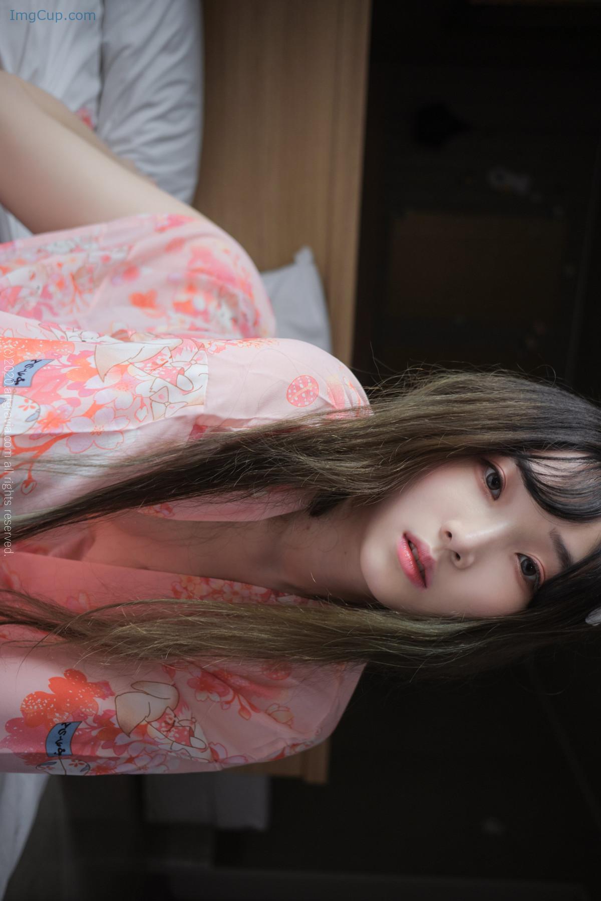 1719226857_863_Bambi-밤비-ArtGravia-Vol198-Photobook-Set02.jpeg 1719226857 863 Bambi 밤비 ArtGravia Vol198 Photobook Set02