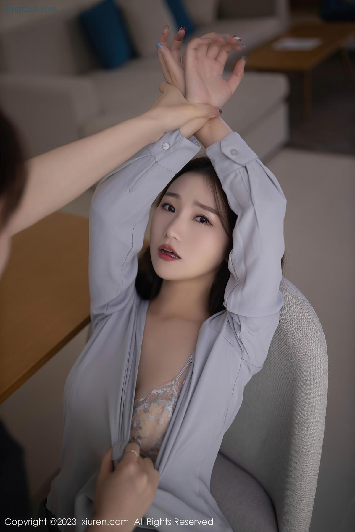 1719282957_671_XiuRen秀人网-NO6989-杏子Yada.jpg 1719282957 671 XiuRen秀人网 NO6989 杏子Yada