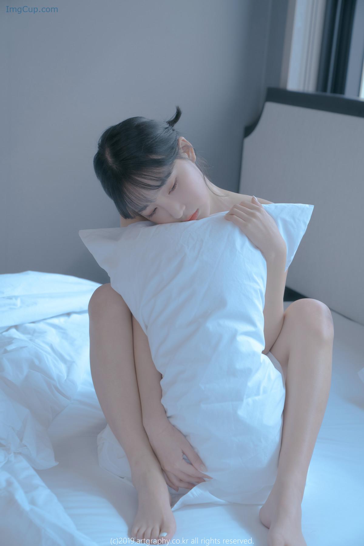 1719301110_246_Kang-Inkyung-강인경-ArtGravia-Vol086-Photobook-Set02.jpg 1719301110 246 Kang Inkyung 강인경 ArtGravia Vol086 Photobook Set02