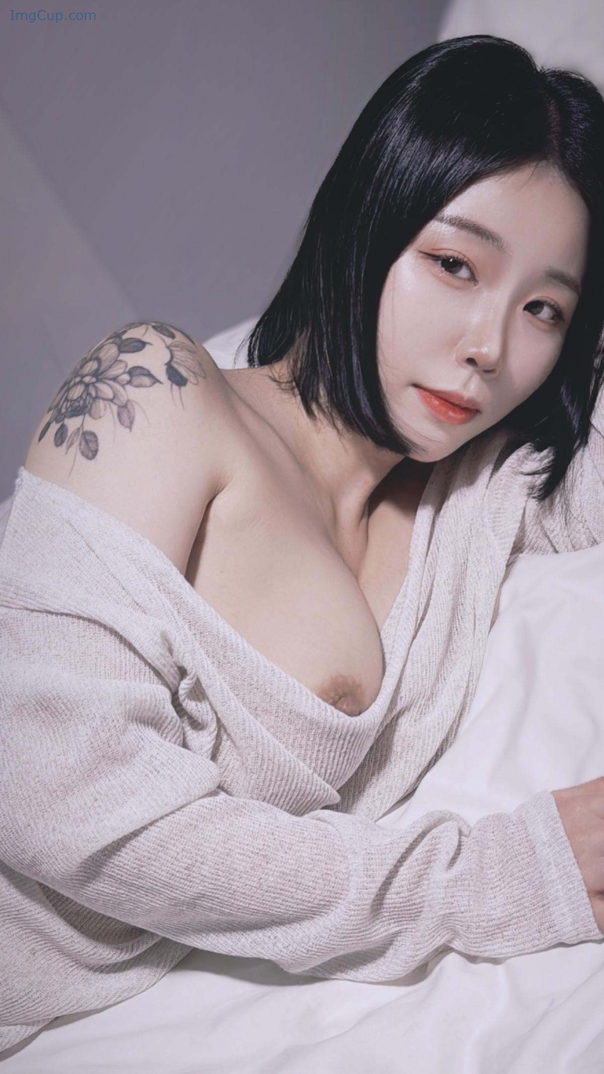 1719308380_185_Jyeong-TOKYONIGHT-EP01-Photobook-Set02.jpg 1719308380 185 Jyeong TOKYONIGHT EP01 Photobook Set02