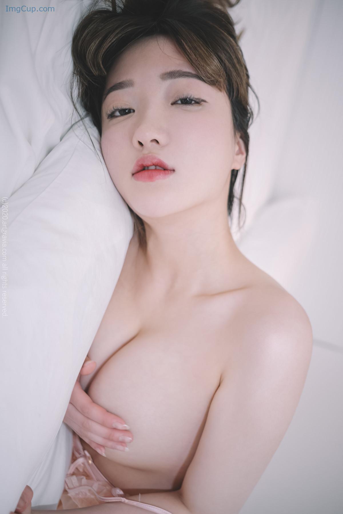 1719388298_152_Son-Yeeun-손예은-ArtGravia-Vol224-Photobook-Set02.jpg 1719388298 152 Son Yeeun 손예은 ArtGravia Vol224 Photobook Set02