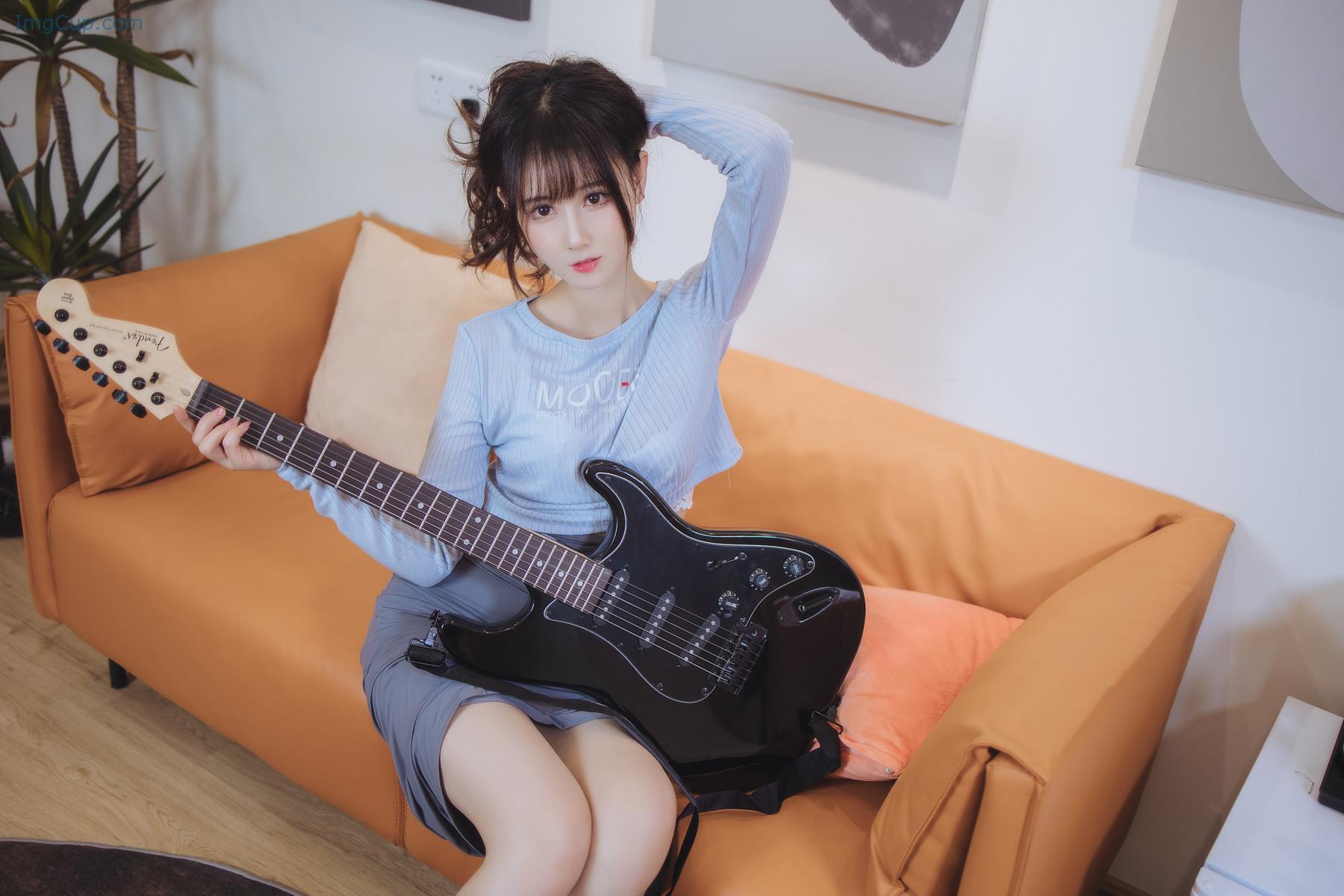 1719459975_257_Cosplay-羽生三未-吉他妹妹.jpg 1719459975 257 Cosplay 羽生三未 吉他妹妹