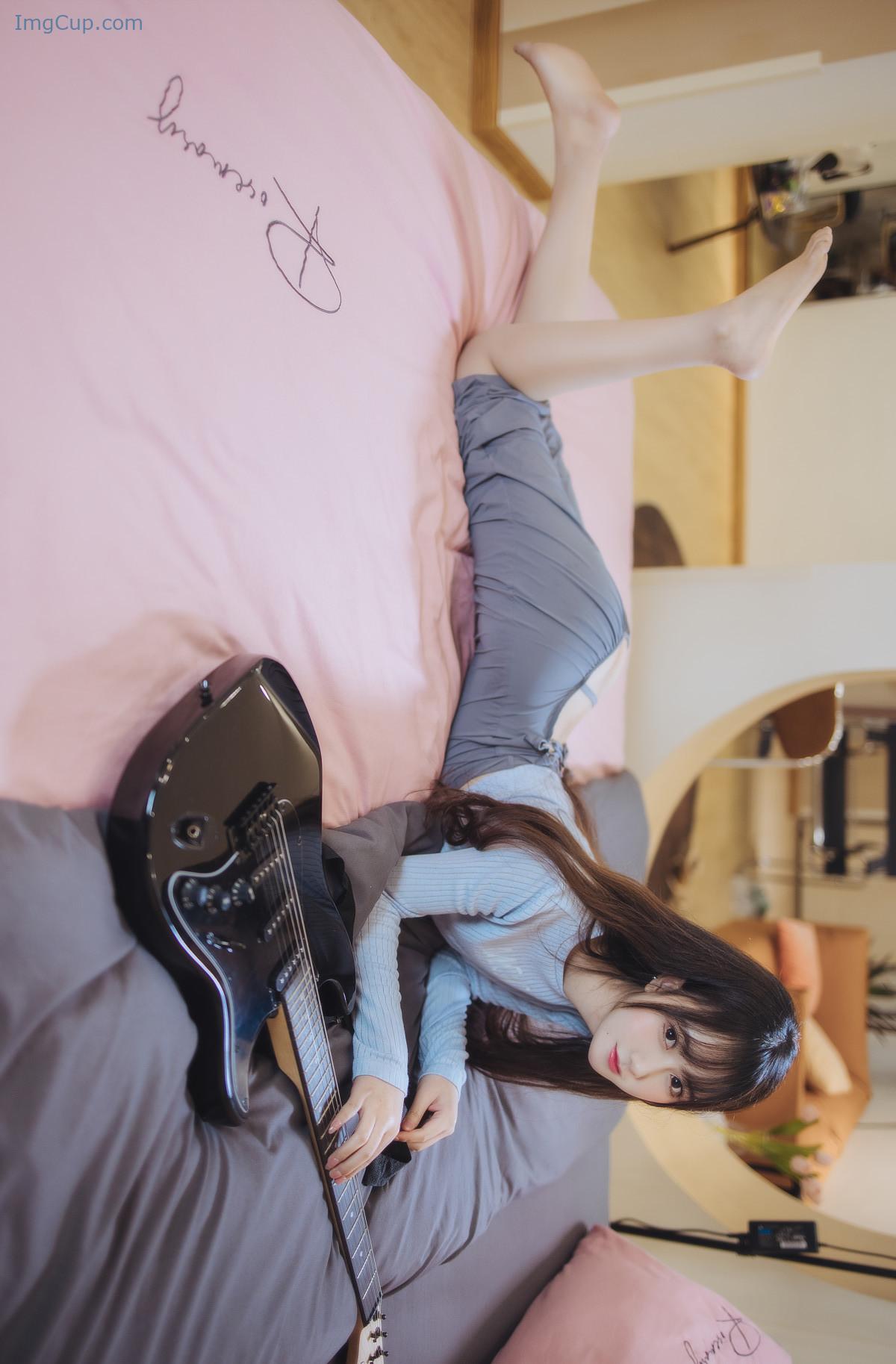 1719459995_582_Cosplay-羽生三未-吉他妹妹.jpg 1719459995 582 Cosplay 羽生三未 吉他妹妹