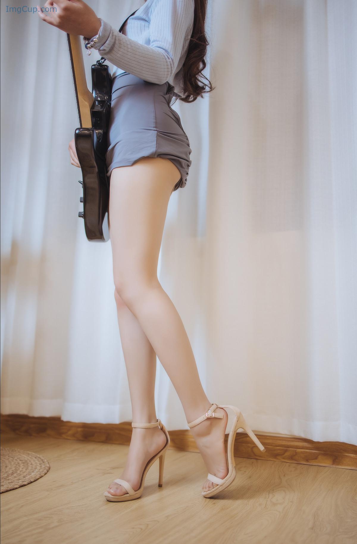 1719460015_896_Cosplay-羽生三未-吉他妹妹.jpg 1719460015 896 Cosplay 羽生三未 吉他妹妹