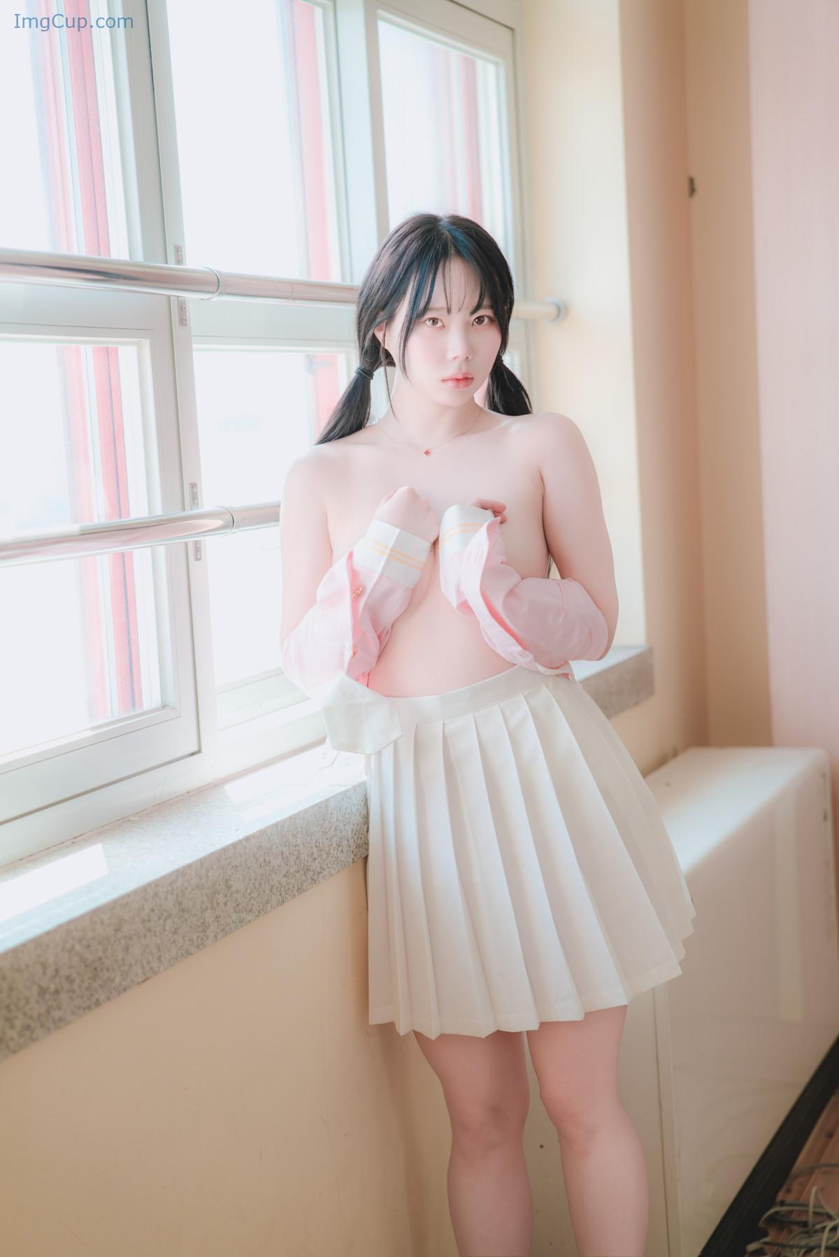 1719529084_582_Myua-뮤아-Photobook-Pure.jpg 1719529084 582 Myua 뮤아 Photobook Pure