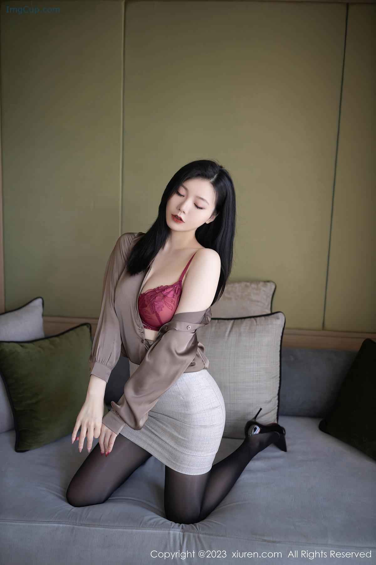 1719706513_932_XiuRen秀人网-NO6951-安然anran.jpg 1719706513 932 XiuRen秀人网 NO6951 安然anran