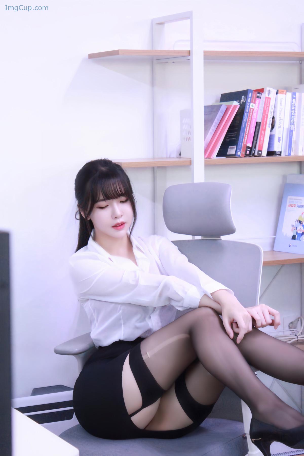 1719722334_272_Lee-Ahrin-이아린-LIKEY-Web-Pictorial-Set02.jpg 1719722334 272 Lee Ahrin 이아린 LIKEY Web Pictorial Set02