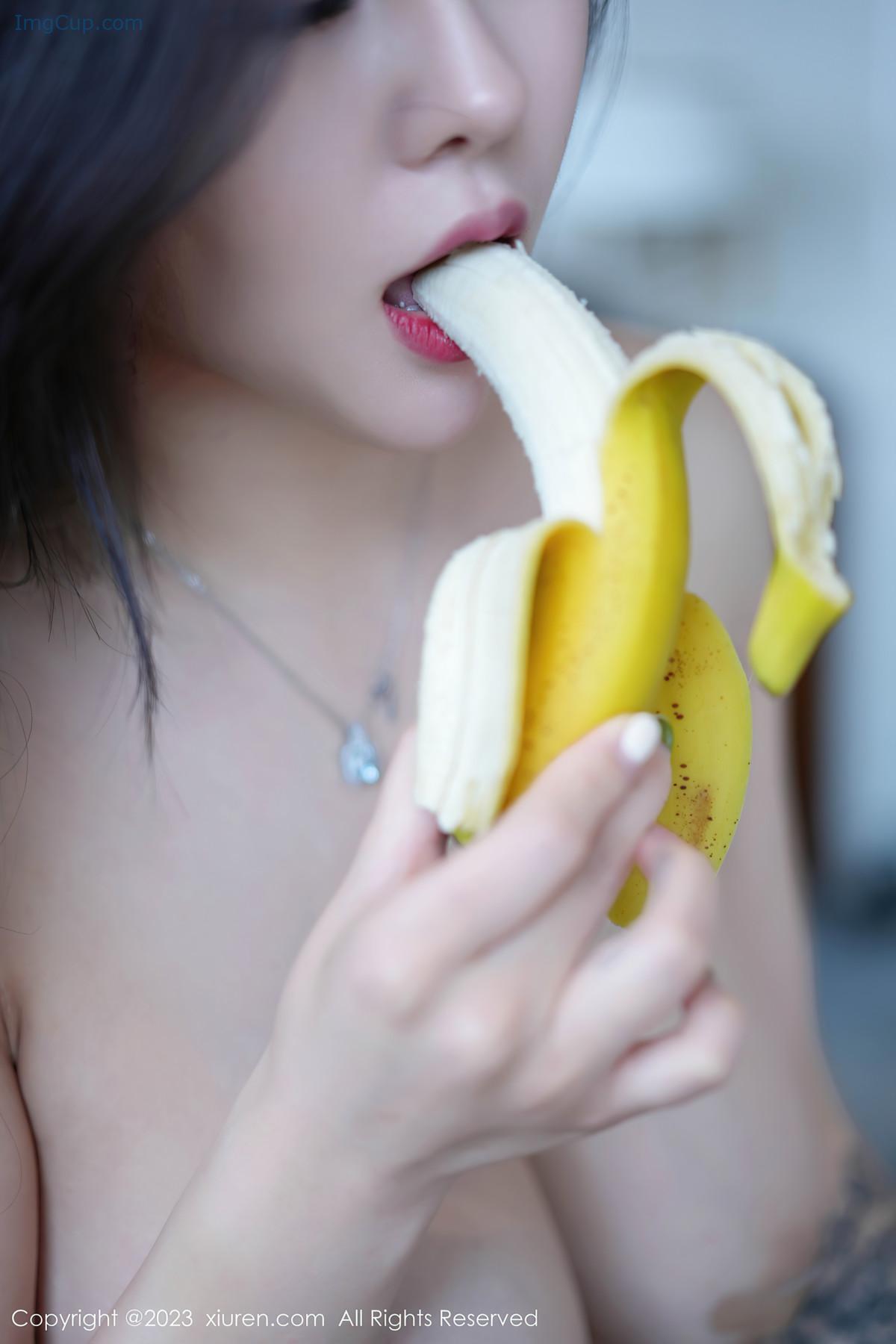 1719792616_956_XiuRen秀人网-NO7055-周思乔Betty.jpg 1719792616 956 XiuRen秀人网 NO7055 周思乔Betty