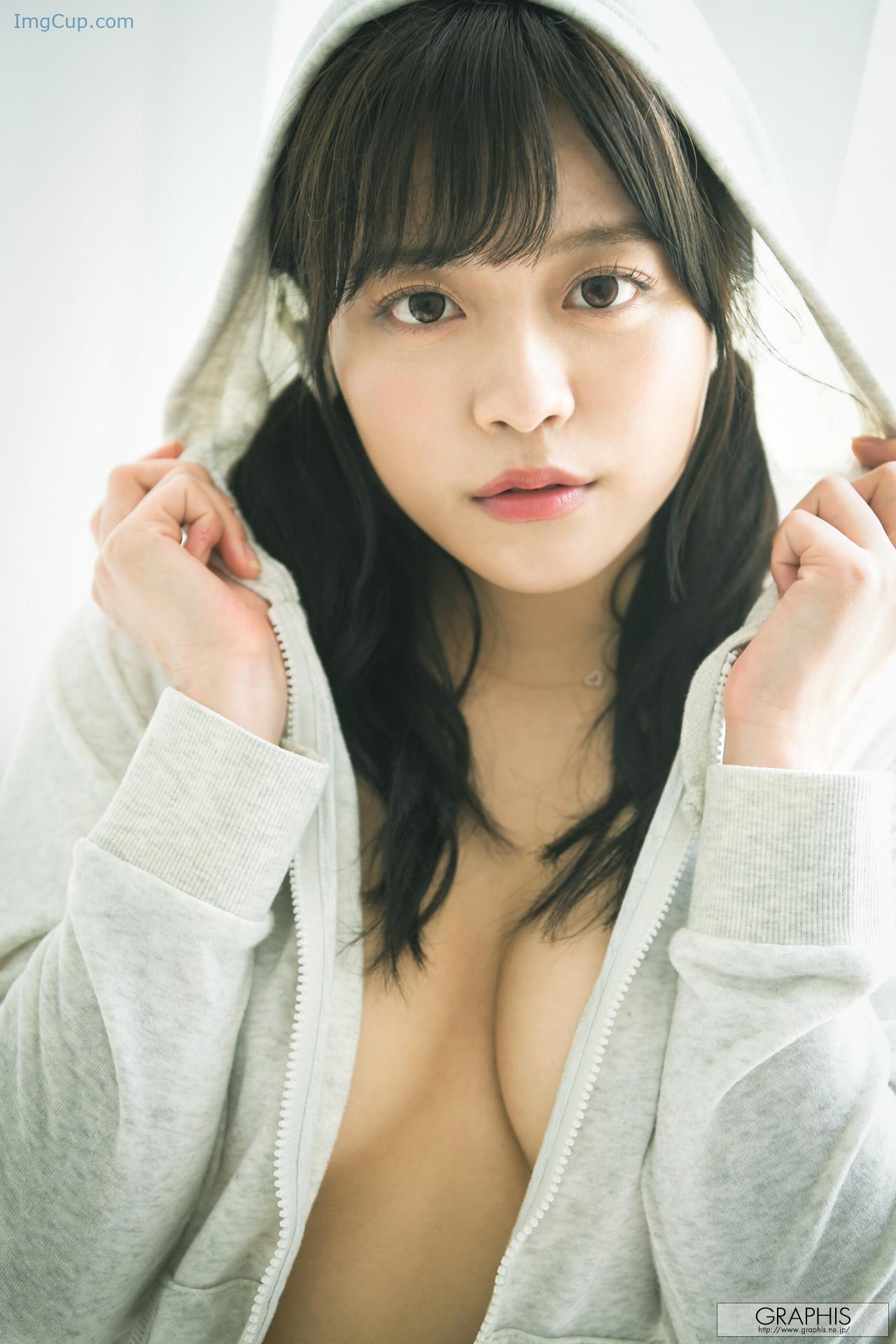 1720052923_899_Kanon-Kanade-奏音かのん-Graphis-Calendar-202403.jpg 1720052923 899 Kanon Kanade 奏音かのん Graphis Calendar 202403