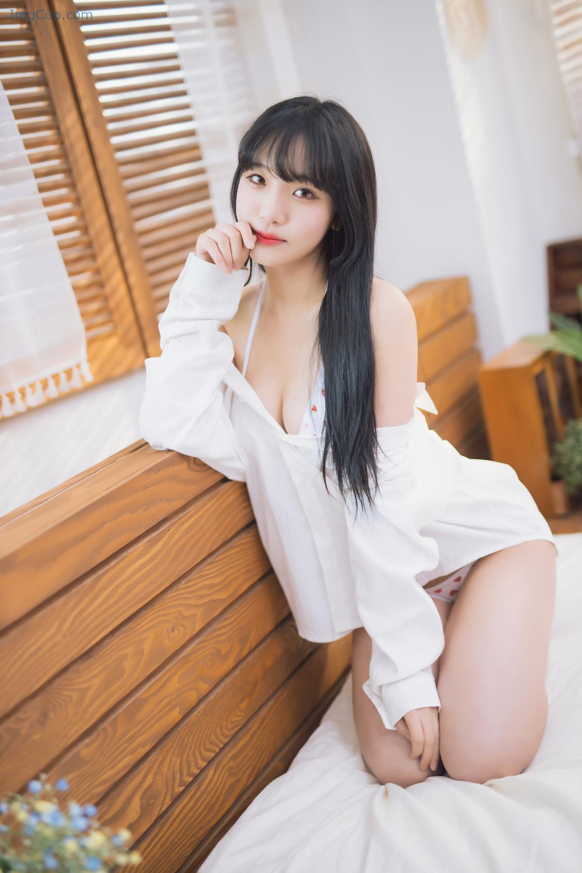 1720110195_763_Sooflower-수련수련-Strawberry-Photobook-Set01.jpg 1720110195 763 Sooflower 수련수련 Strawberry Photobook Set01