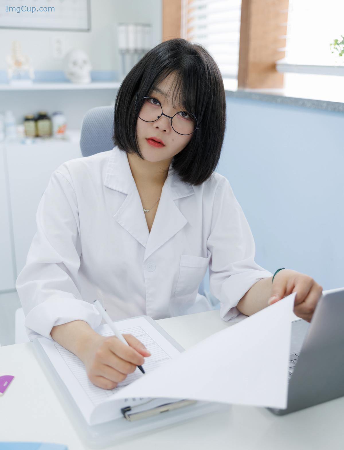 1720110408_29_ZIAKwon-권지아-READY-Vol01-Lady-Doctor-Set02.jpg 1720110408 29 ZIAKwon 권지아 READY Vol01 Lady Doctor Set02