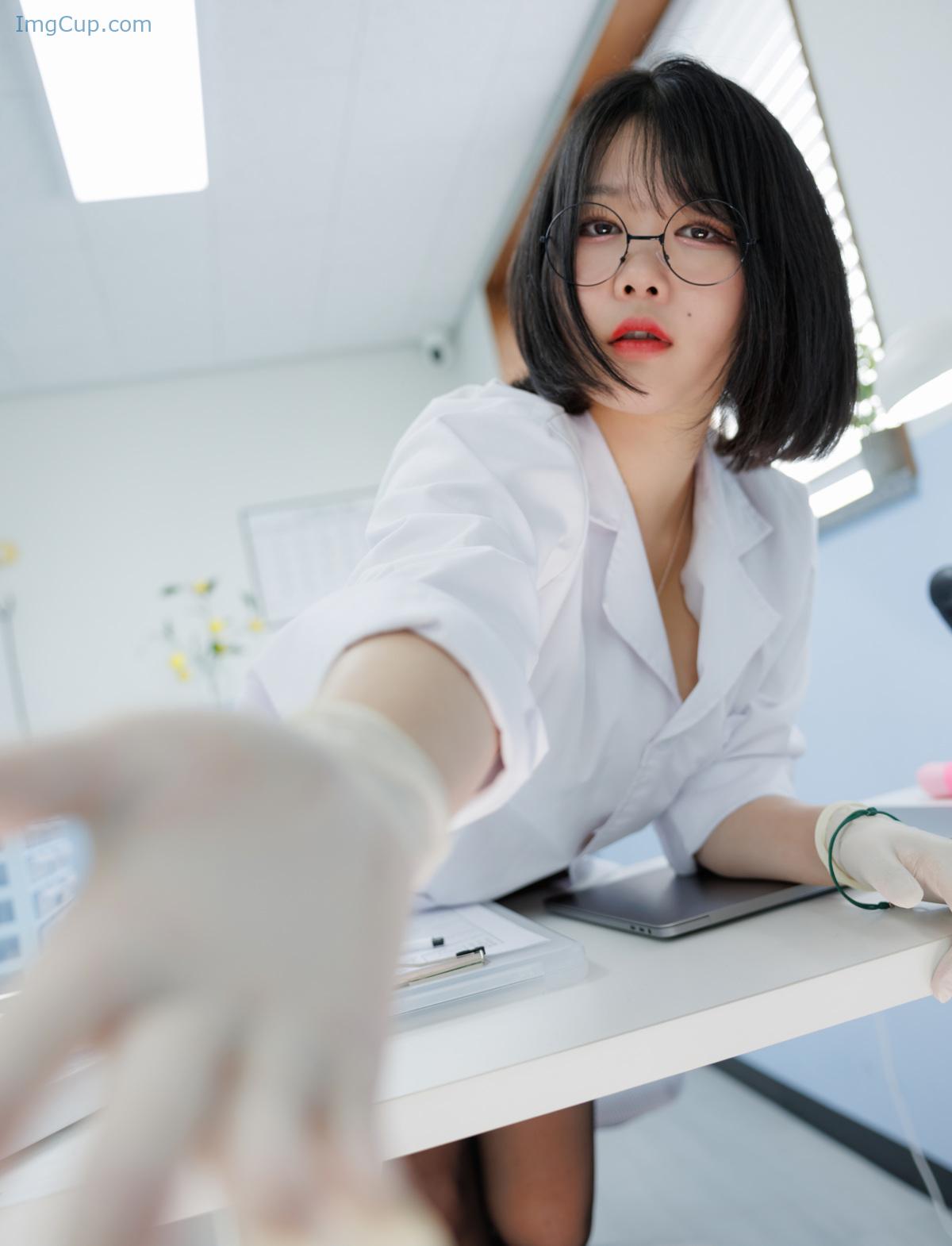 1720110414_592_ZIAKwon-권지아-READY-Vol01-Lady-Doctor-Set02.jpg 1720110414 592 ZIAKwon 권지아 READY Vol01 Lady Doctor Set02