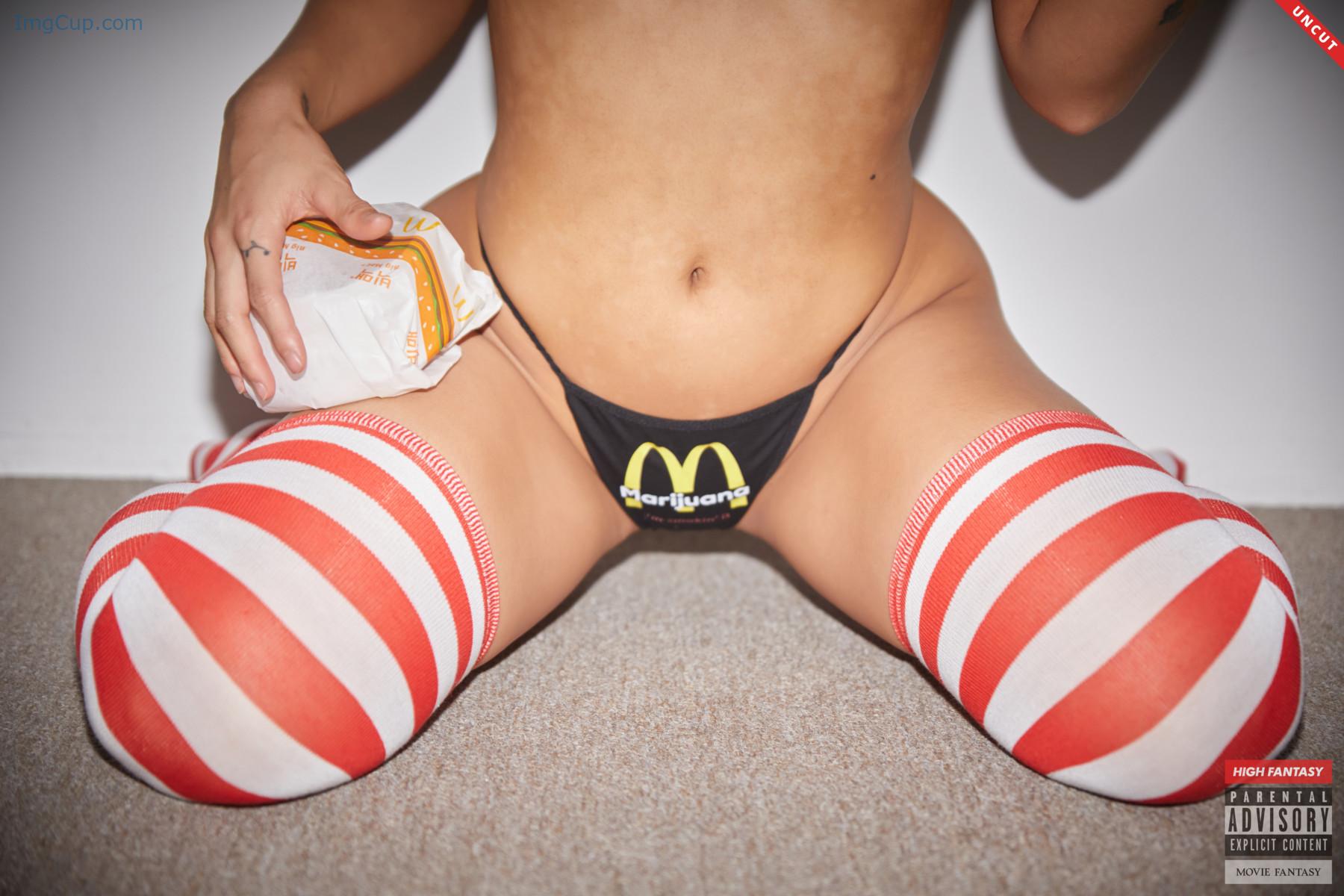 1720110636_357_Booty-Queen-엉덩퀸-HIGH-FANTASY-Vol03-Delivery-Girl.jpg 1720110636 357 Booty Queen 엉덩퀸 HIGH FANTASY Vol03 Delivery Girl