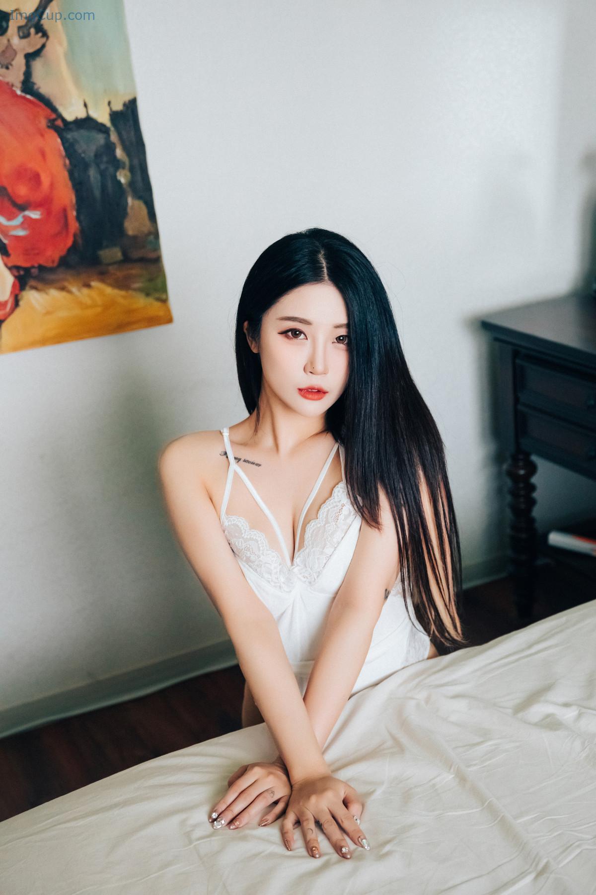 1720119852_746_Jeong-Bomi-정보미-Loozy-Roomate-Set01.jpg 1720119852 746 Jeong Bomi 정보미 Loozy Roomate Set01