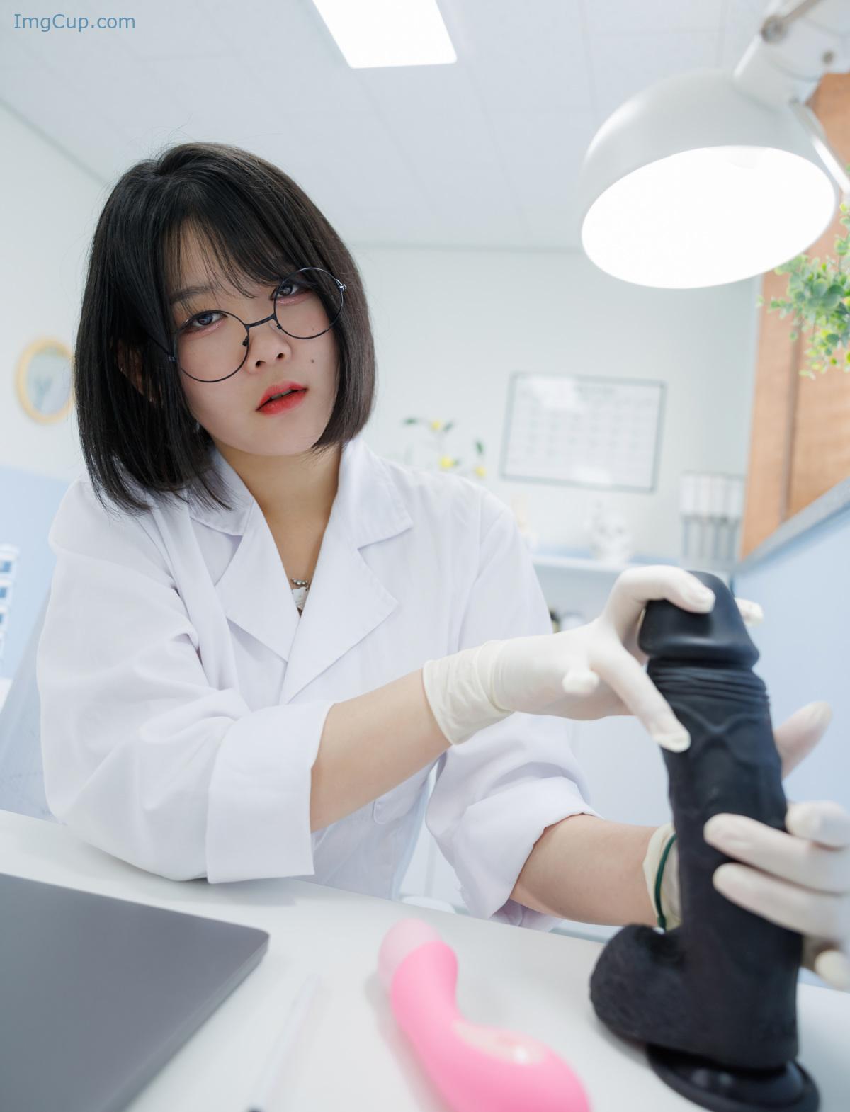 1720136247_783_ZIAKwon-권지아-READY-Vol01-Lady-Doctor-Set01.jpg 1720136247 783 ZIAKwon 권지아 READY Vol01 Lady Doctor Set01