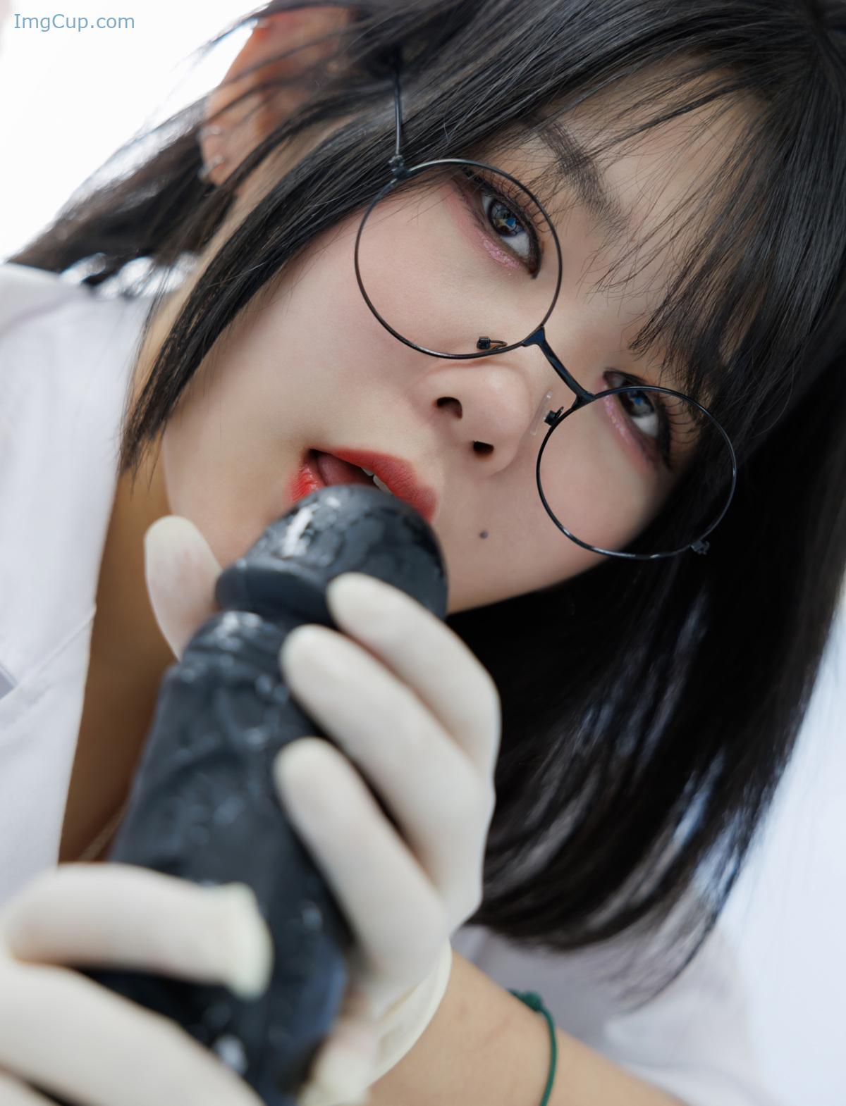 1720136257_347_ZIAKwon-권지아-READY-Vol01-Lady-Doctor-Set01.jpg 1720136257 347 ZIAKwon 권지아 READY Vol01 Lady Doctor Set01