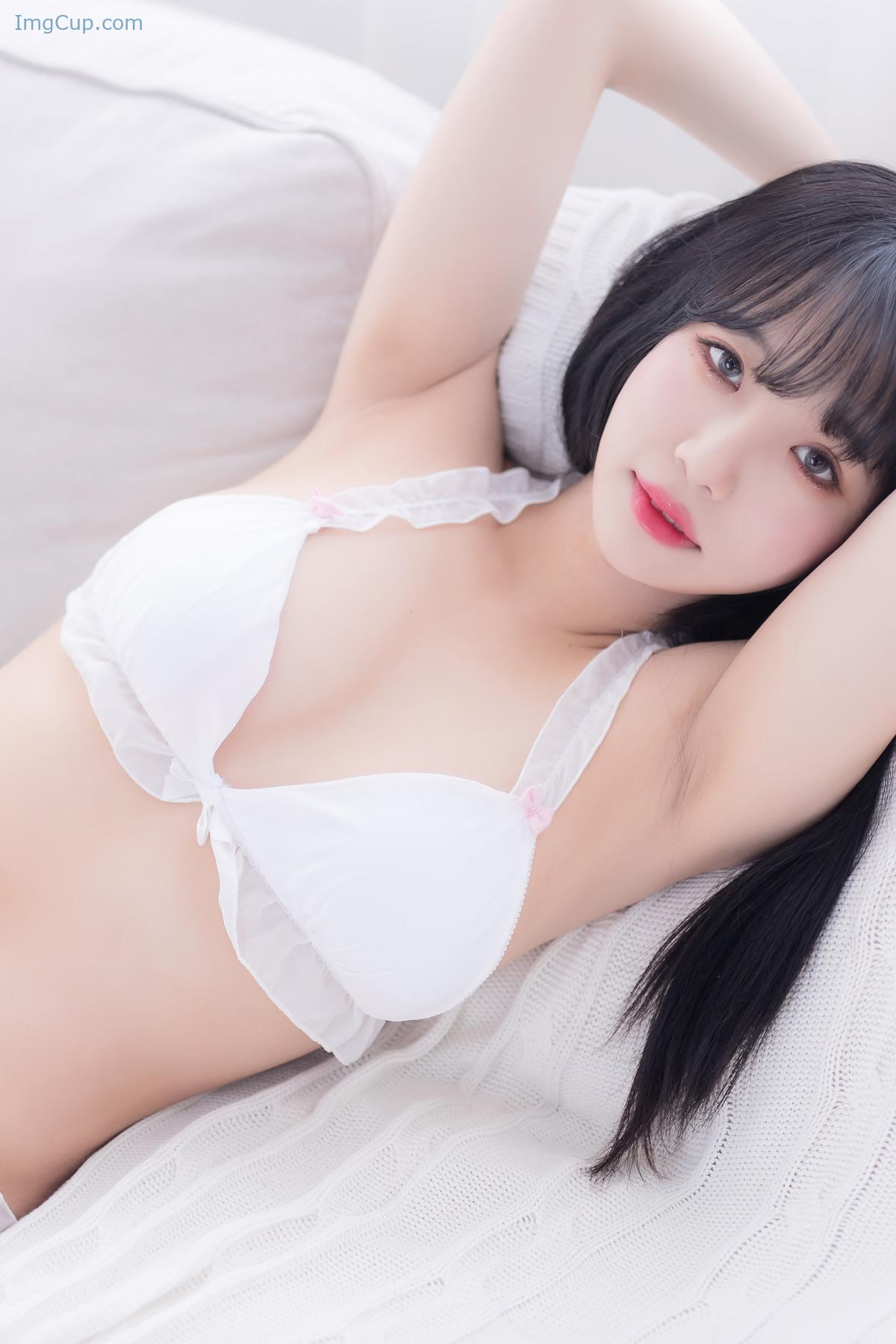 1720138463_940_Sooflower-수련수련-Strawberry-Photobook-Set02.jpg 1720138463 940 Sooflower 수련수련 Strawberry Photobook Set02