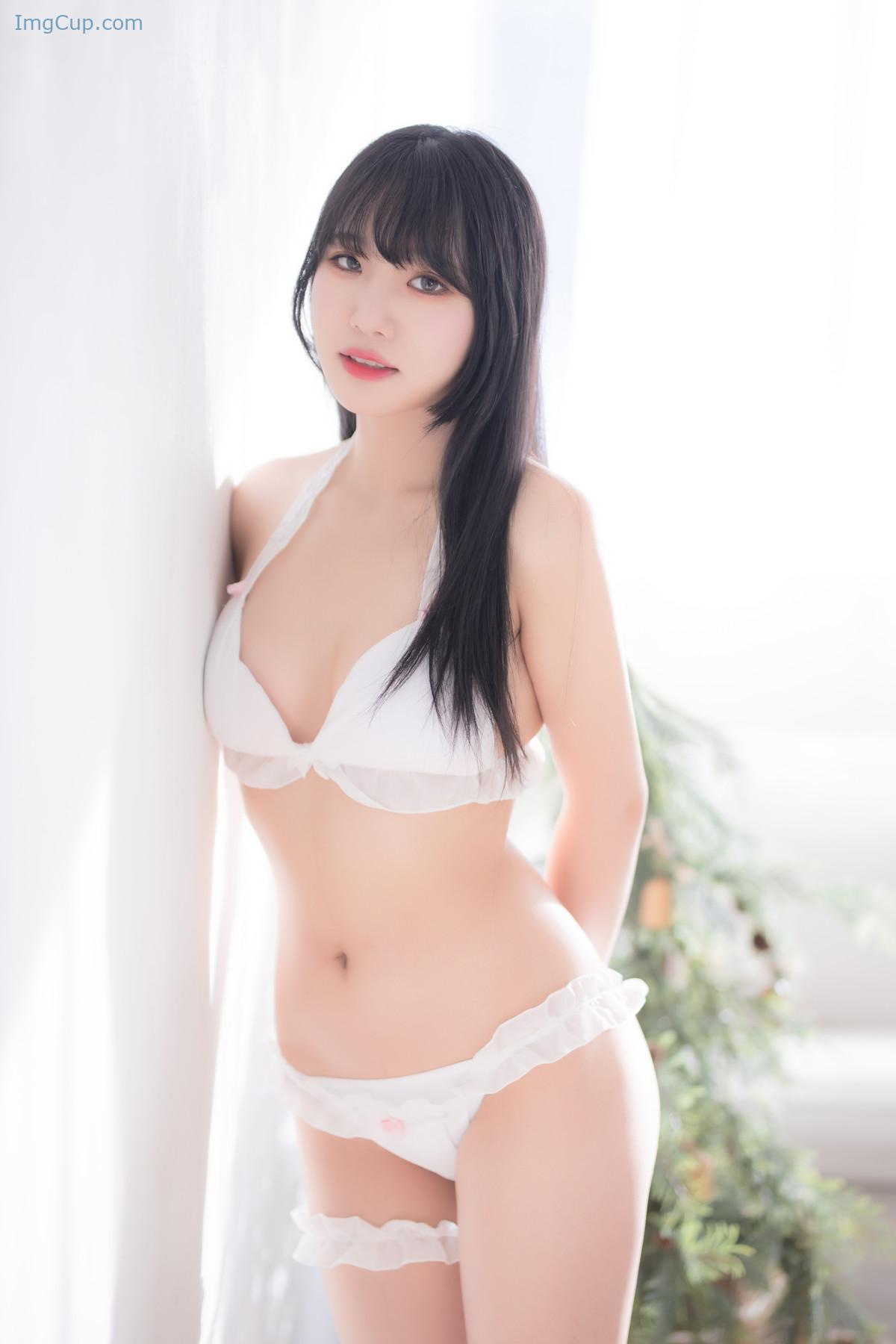 1720138475_216_Sooflower-수련수련-Strawberry-Photobook-Set02.jpg 1720138475 216 Sooflower 수련수련 Strawberry Photobook Set02