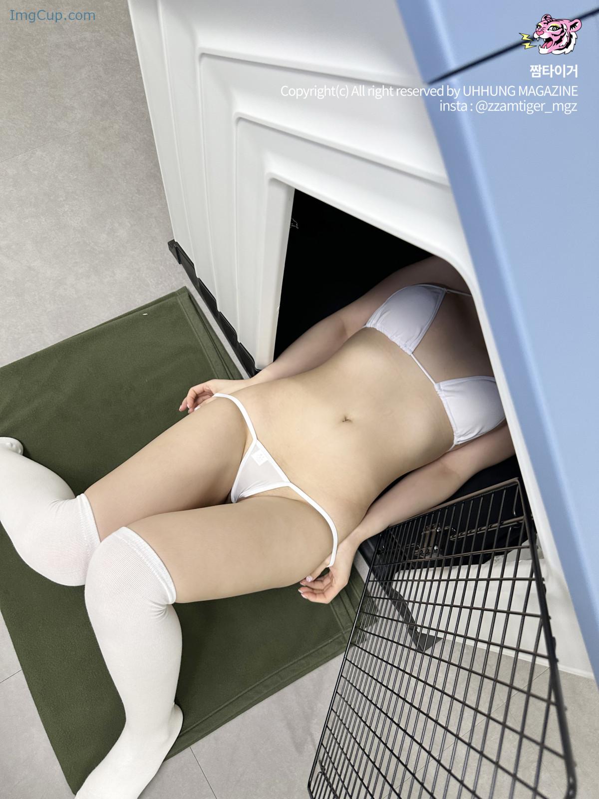 1720138652_124_Yoonvely-윤블리-UHHUNG-Magazine-Vol04-Milltary-Set05.jpg 1720138652 124 Yoonvely 윤블리 UHHUNG Magazine Vol04 Milltary Set05