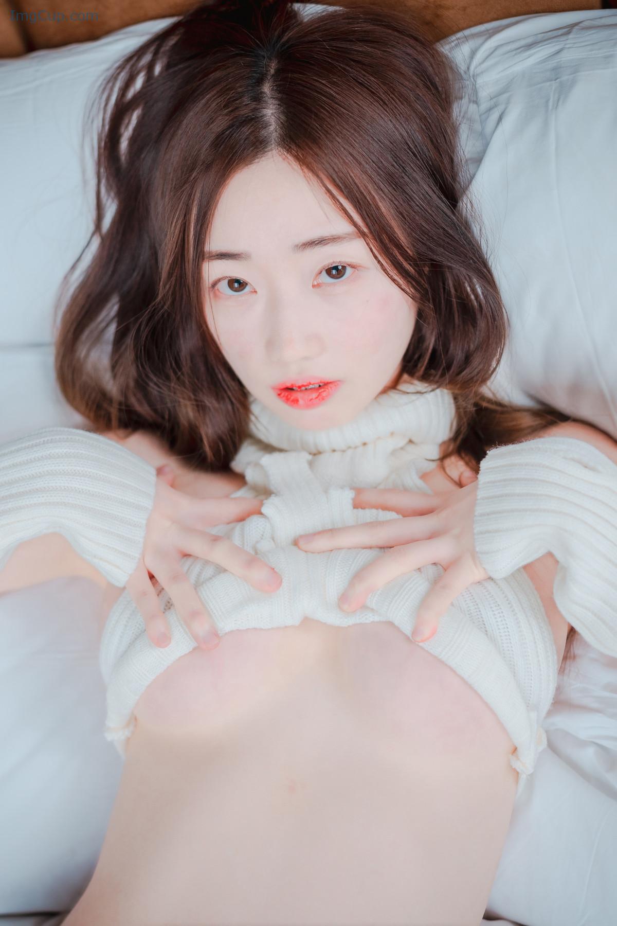 1720157611_556_Kim-Ji-Won-김지원-DJAWA-Knit-Denim-Set02.jpg 1720157611 556 Kim Ji Won 김지원 DJAWA Knit Denim Set02