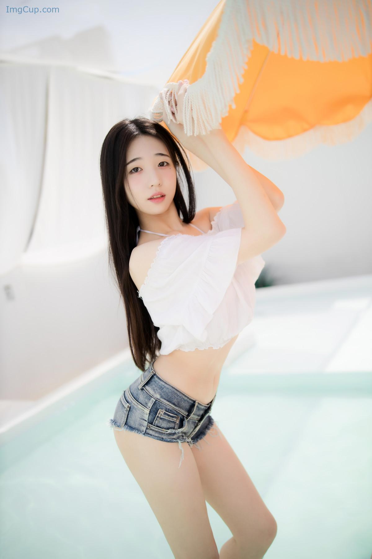 1720178204_294_Yeon-Woo-연우-Mini-Photobook-Vacation.jpg 1720178204 294 Yeon Woo 연우 Mini Photobook Vacation