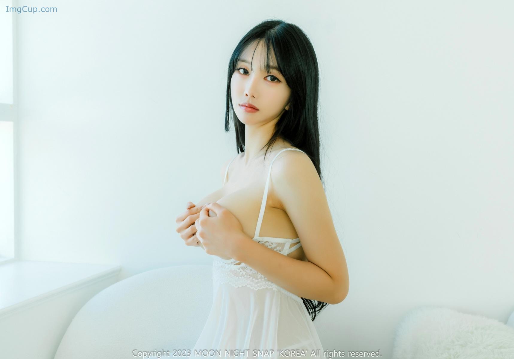 1720179057_46_Yunjin-챌이-Moon-Night-Snap-Cant-Have-You-Set02.jpg 1720179057 46 Yunjin 챌이 Moon Night Snap Cant Have You Set02