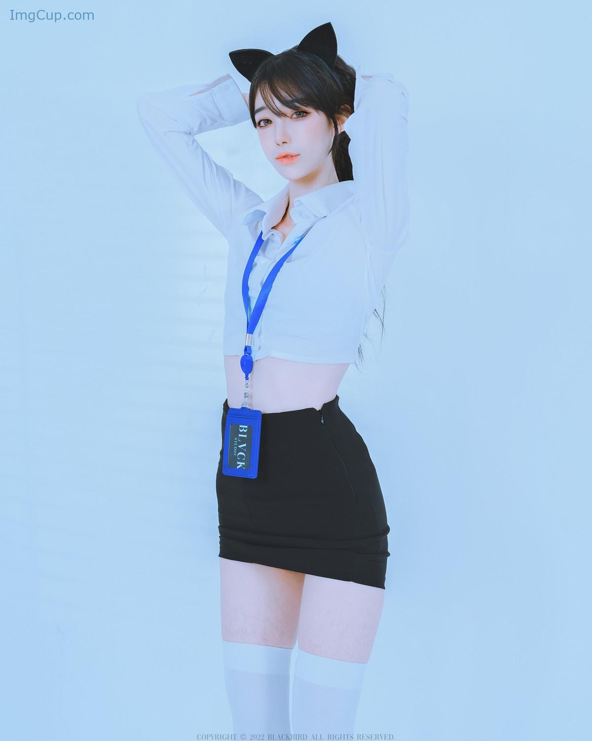 1720183320_876_Yuri-유리-Glamarchive-Office-Look.jpg 1720183320 876 Yuri 유리 Glamarchive Office Look