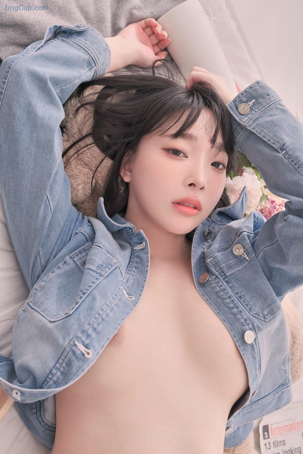1720189064_210_Kang-Inkyung-강인경-Photobook-Y2K.jpg 1720189064 210 Kang Inkyung 강인경 Photobook Y2K