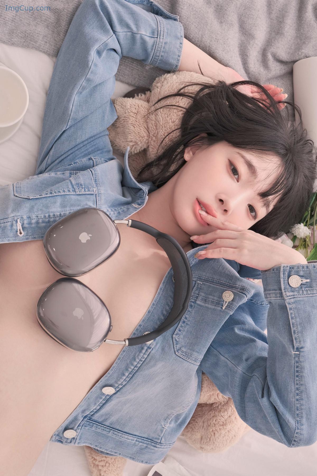 1720189065_419_Kang-Inkyung-강인경-Photobook-Y2K.jpg 1720189065 419 Kang Inkyung 강인경 Photobook Y2K