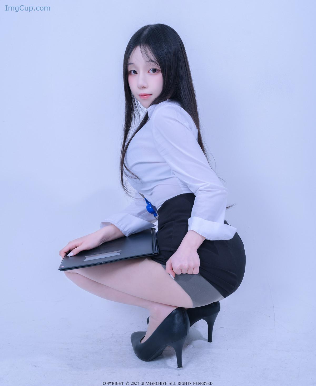 1720189954_273_WooU-우유-Glamarchive-Vol12-OFFICE-LOOK.jpg 1720189954 273 WooU 우유 Glamarchive Vol12 OFFICE LOOK