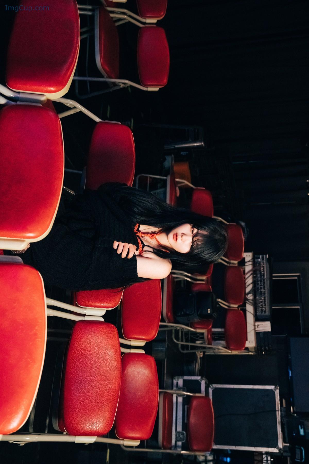 1720192179_5_ZIAKwon-권지아-Loozy-SM-Show-Set01.jpg 1720192179 5 ZIAKwon 권지아 Loozy SM Show Set01