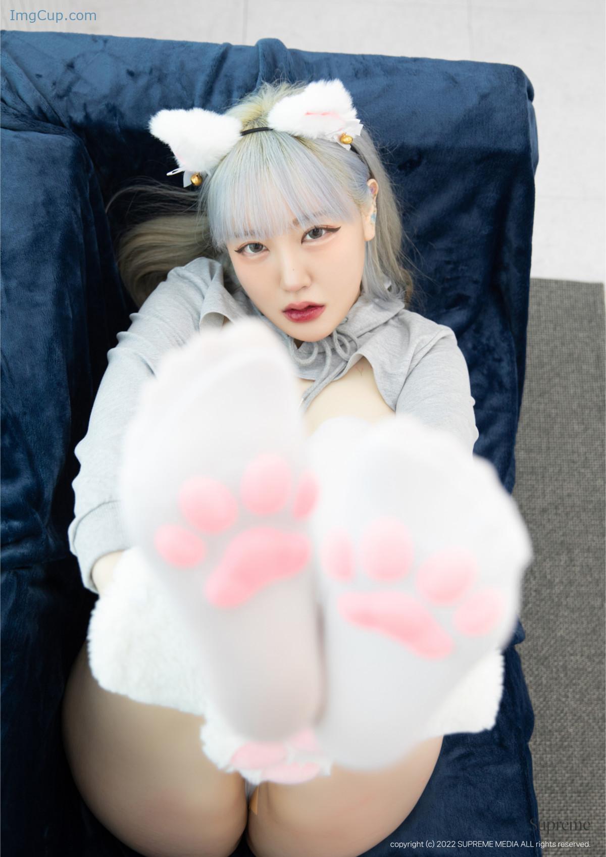 1720196384_832_Clare-클레어-Supreme-NO01-Photobook-Set01.jpg 1720196384 832 Clare 클레어 Supreme NO01 Photobook Set01