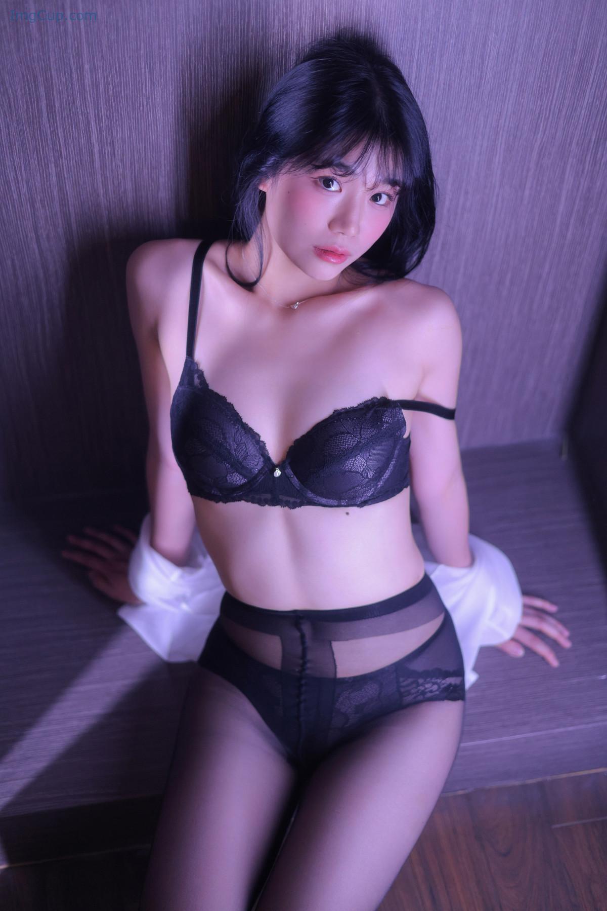 1720197599_464_Yui-유이-Yo-U-Blackroom-Set03.jpg 1720197599 464 Yui 유이 Yo U Blackroom Set03