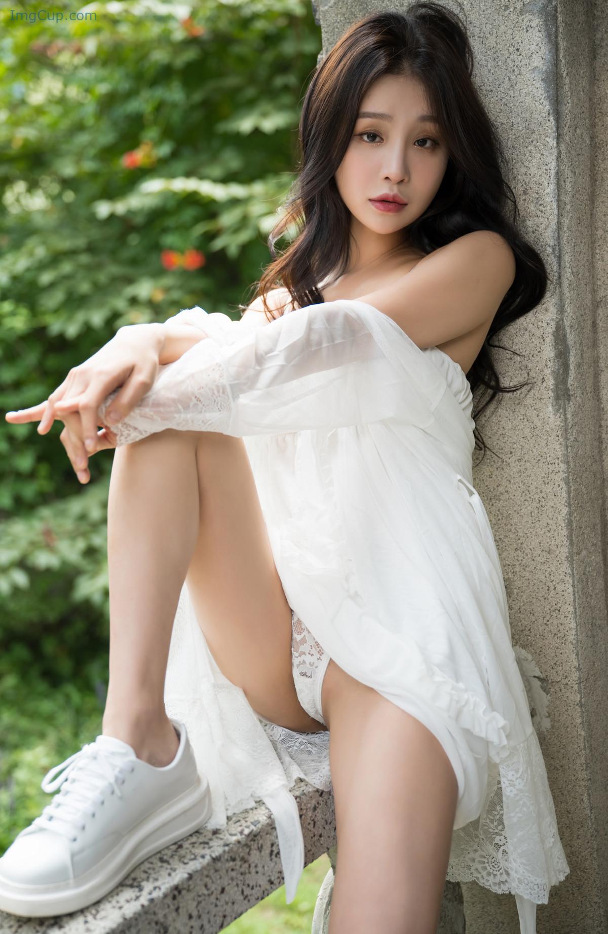 1720222681_131_Lee-Seol-이설-Photobook-Garden-Christmas-Set02.jpg 1720222681 131 Lee Seol 이설 Photobook Garden Christmas Set02