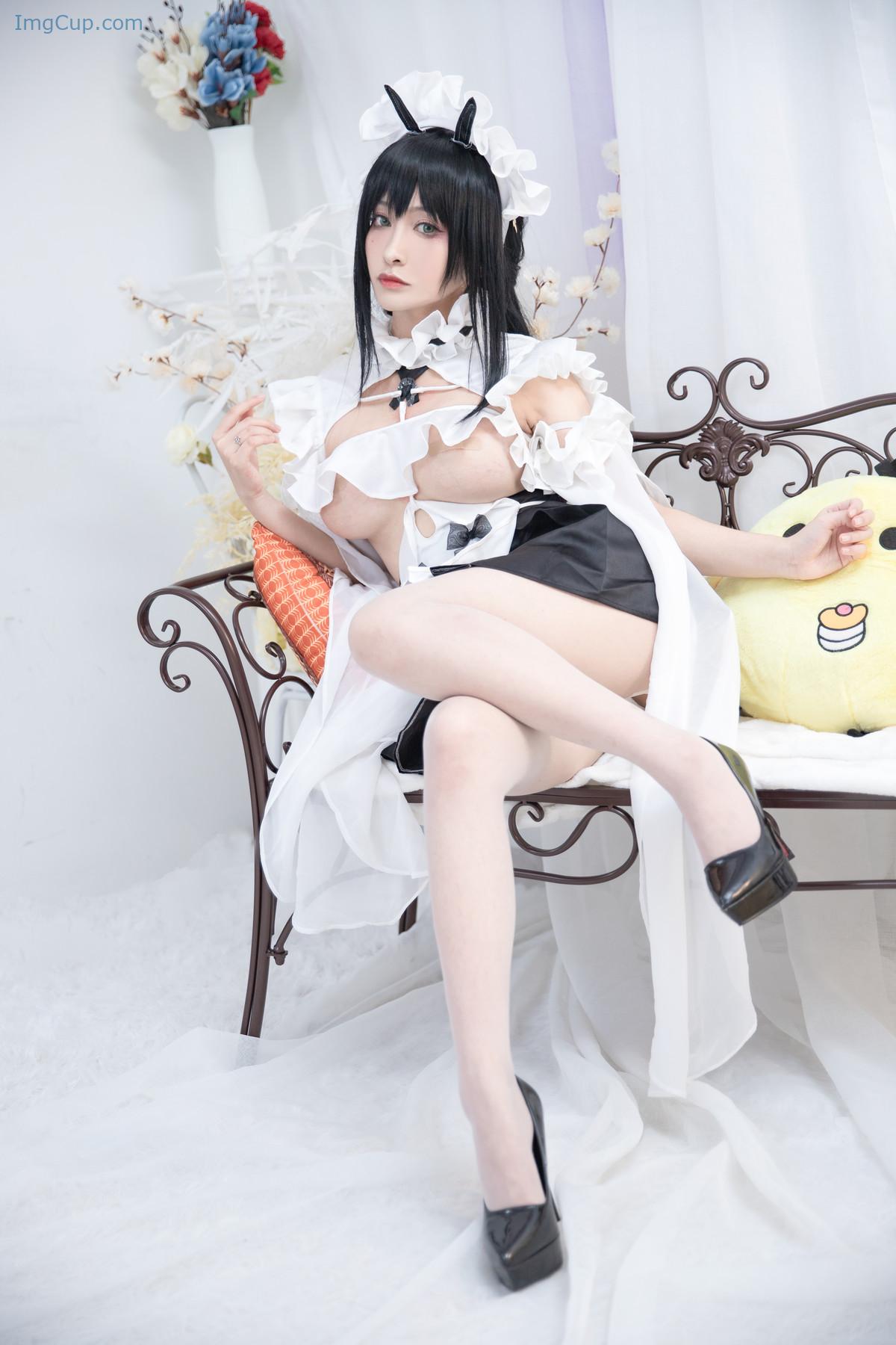 1720244783_654_Cosplay-洛璃LLSAMA-不挠女仆-Set02.jpg 1720244783 654 Cosplay 洛璃LoLiSAMA 不挠女仆 Set02