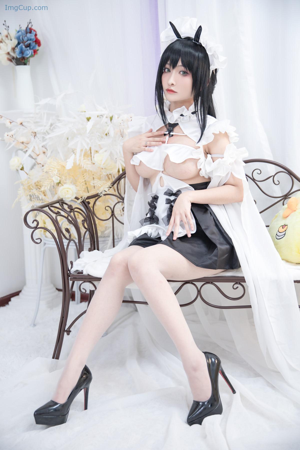 1720244786_523_Cosplay-洛璃LLSAMA-不挠女仆-Set02.jpg 1720244786 523 Cosplay 洛璃LoLiSAMA 不挠女仆 Set02