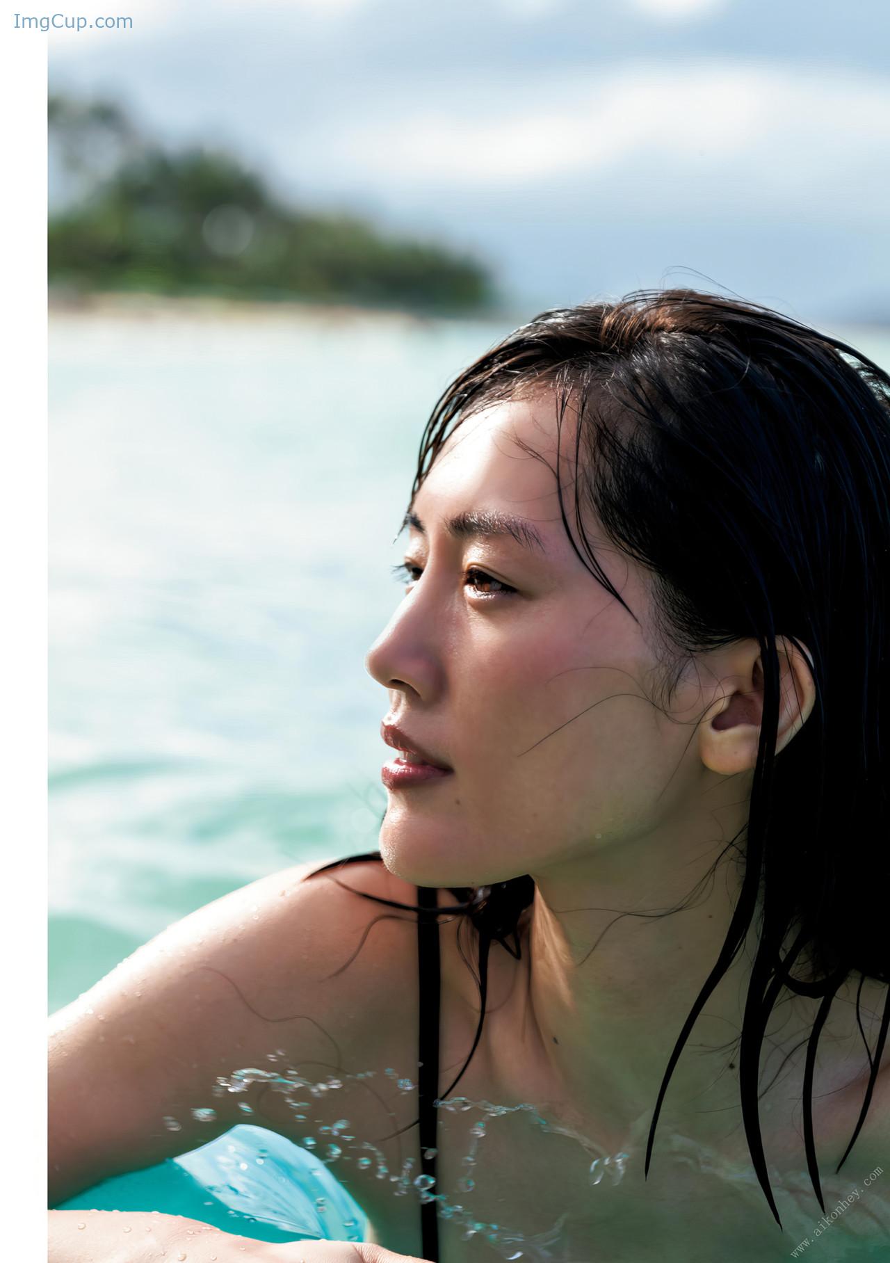 1720403594_965_Haruka-Ayase-绫濑遥-写真集-ハルカノイセカイ-02-Set03.jpeg 1720403594 965 Haruka Ayase 绫濑遥 写真集 ハルカノイセカイ 02 Set03