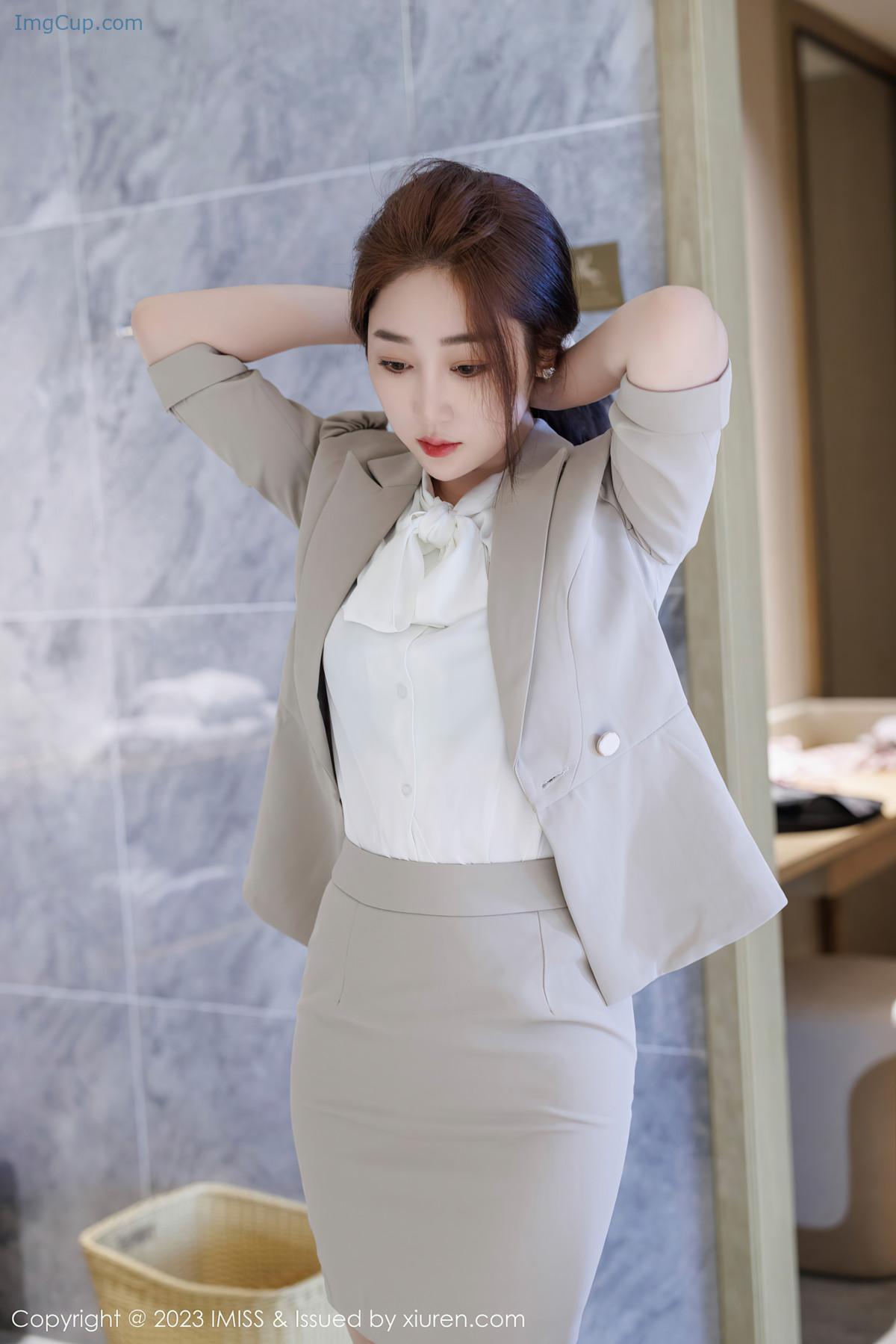 1720490325_227_IMiss爱蜜社-VOL735-九月生.jpg 1720490325 227 IMiss爱蜜社 VOL735 九月生