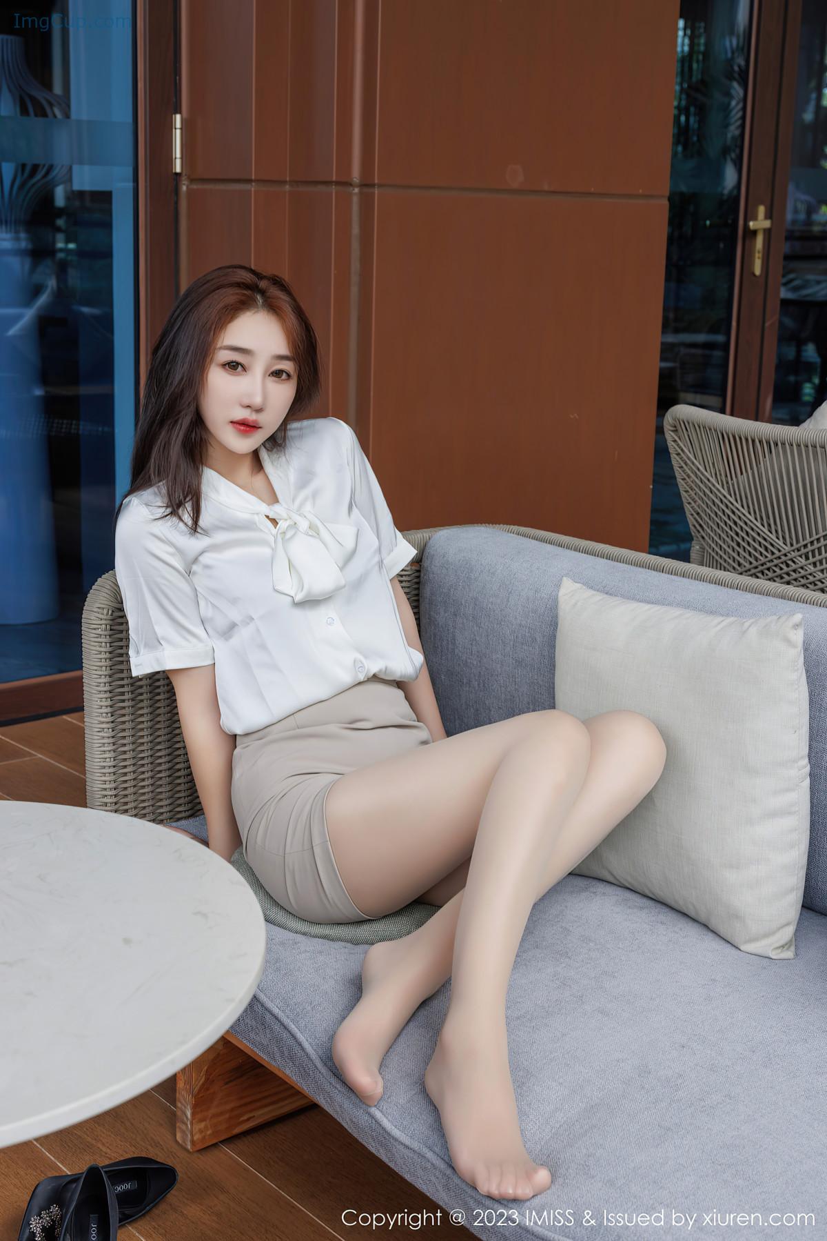 1720490337_598_IMiss爱蜜社-VOL735-九月生.jpg 1720490337 598 IMiss爱蜜社 VOL735 九月生