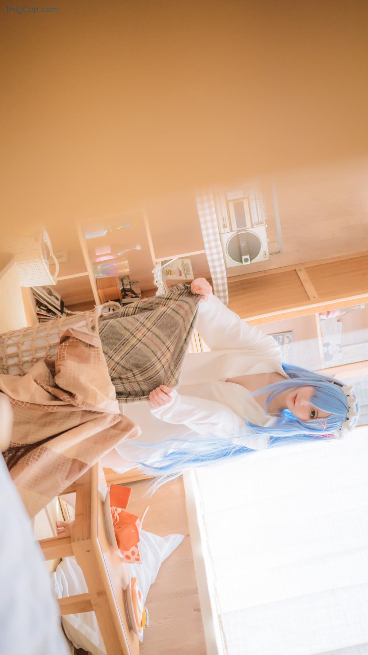 1720562984_807_Cosplay-羽生三未图集-蕾姆.jpg 1720562984 807 Cosplay 羽生三未图集 蕾姆