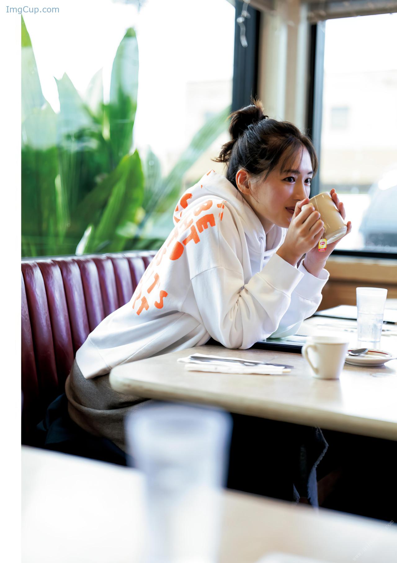 1720630964_231_Haruka-Ayase-绫濑遥-写真集-ハルカノイセカイ-02-Set02.jpeg 1720630964 231 Haruka Ayase 绫濑遥 写真集 ハルカノイセカイ 02 Set02